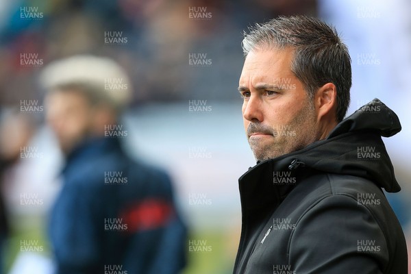 041025 - Swansea City v Leicester City - Sky Bet Championship - Leicester City Manager Martí Cifuentes