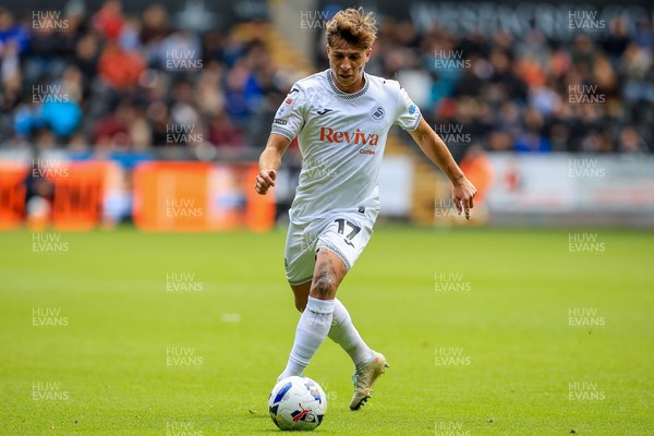 041025 - Swansea City v Leicester City - Sky Bet Championship - Gonçalo Franco of Swansea City
