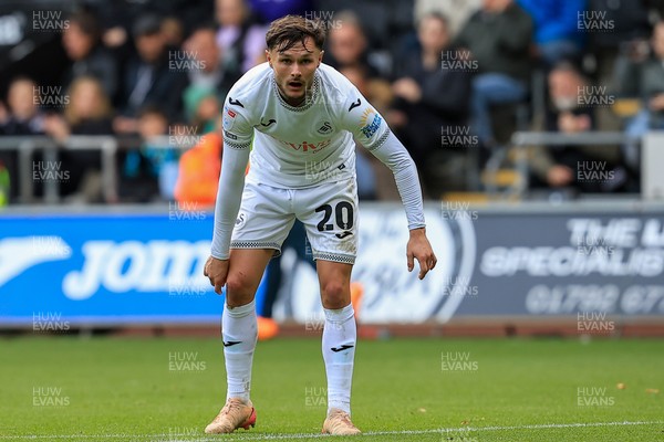 041025 - Swansea City v Leicester City - Sky Bet Championship - Liam Cullen of Swansea City