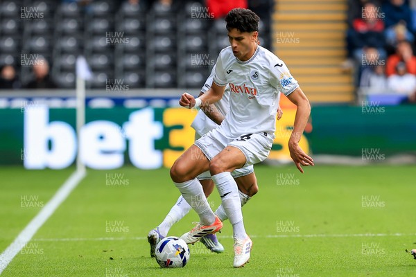 041025 - Swansea City v Leicester City - Sky Bet Championship - Marko Stamenić of Swansea City
