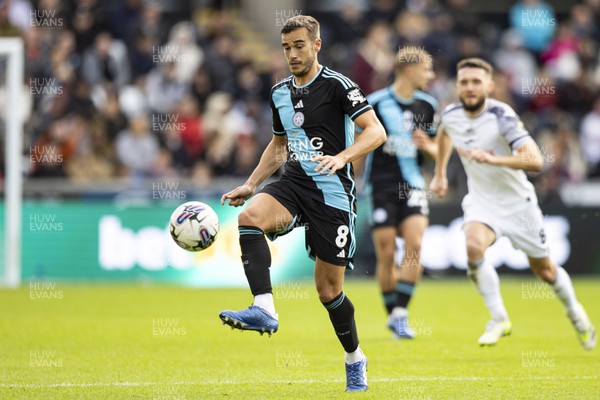 211023 - Swansea City v Leicester City - Sky Bet Championship - Harry Winks of Leicester City in action