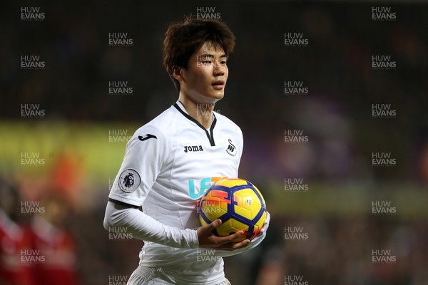 220118 - Swansea City v Liverpool - Premier League - Ki Sung-Yueng of Swansea City