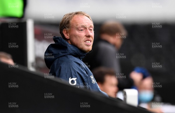 270620 - Swansea City v Luton - SkyBet Championship - Swansea manager Steve Cooper looks on during play