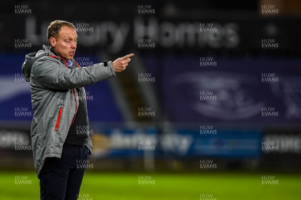 051220 - Swansea City v Luton Town - Sky Bet Championship - Swansea Manager, Steve Cooper reacts 