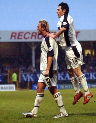 3-02-04 Swansea City v Macclesfield Town Swansea's Lee Trundle celebrates goal with Brad Maylett  