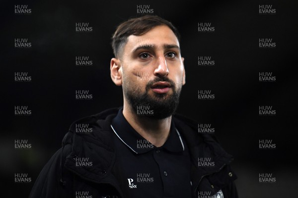 291025 - Swansea City v Manchester City - Carabao Cup Round 4 - 