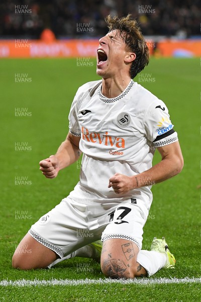 291025 - Swansea City v Manchester City - Carabao Cup Round 4 - Goncalo Franco of Swansea City celebrates scoring a goal with team mates