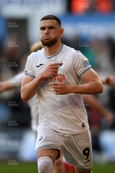 060426 - Swansea City v Middlesbrough - Sky Bet Championship - Zan Vipotnik of Swansea City scores from the penalty spot to equalise the game