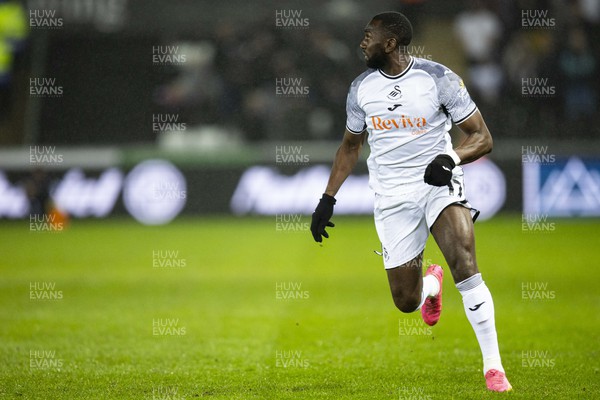 161223 - Swansea City v Middlesbrough - Sky Bet Championship - Yannick Bolasie of Swansea City in action