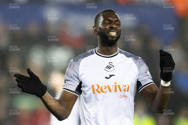 161223 - Swansea City v Middlesbrough - Sky Bet Championship - Yannick Bolasie of Swansea City reacts during the first half 