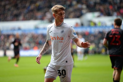 270925 - Swansea City v Millwall - Sky Bet Championship - Ethan Galbraith of Swansea City
