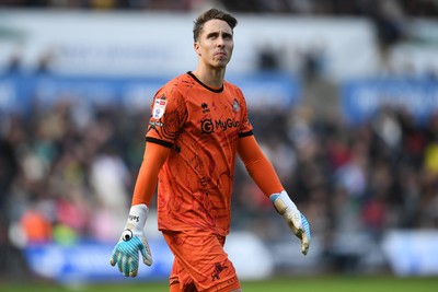 270925 - Swansea City v Millwall - Sky Bet Championship - Steven Benda of Millwall