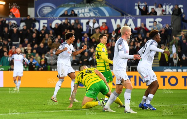 041023 - Swansea City v Norwich City - EFL SkyBet Championship - Bashir Humphreys of Swansea City scores goal