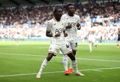 101026 - Swansea City v Norwich City - SkyBet Championship - Moussa Yeo of Swansea celebrates scoring a goal