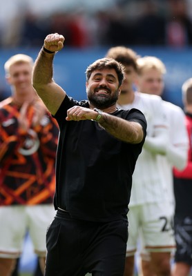 101026 - Swansea City v Norwich City - SkyBet Championship - Swansea City Manager Vitor Matos celebrates with fans at full time
