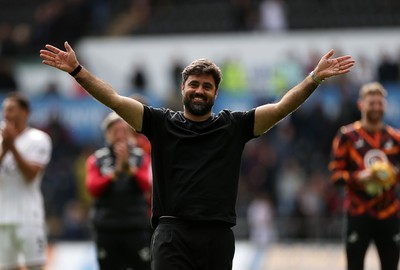 101026 - Swansea City v Norwich City - SkyBet Championship - Swansea City Manager Vitor Matos celebrates with fans at full time