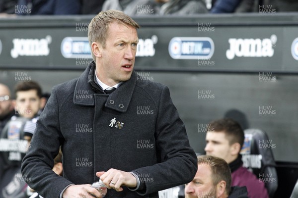 241118 - Swansea City v Norwich City, EFL Championship - Swansea City Manager Graham Potter before the match