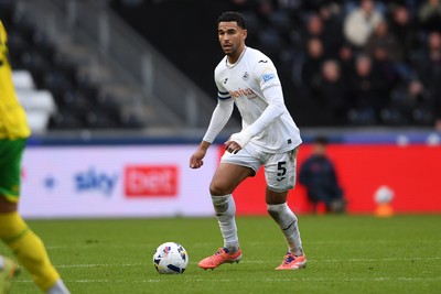 251025 - Swansea City v Norwich City - Sky Bet Championship - Ben Cabango of Swansea City