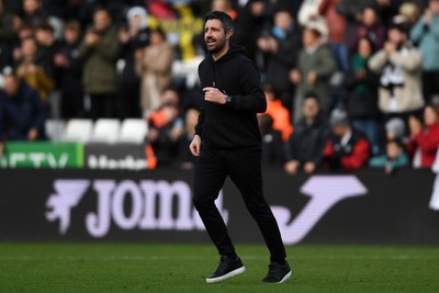 251025 - Swansea City v Norwich City - Sky Bet Championship - Alan Sheehan, Swansea City Manager celebrates the win at full time