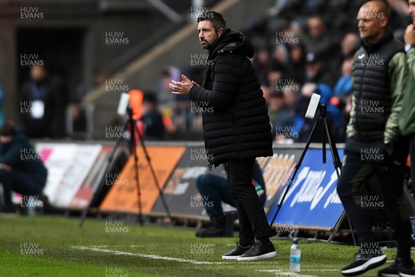 251025 - Swansea City v Norwich City - Sky Bet Championship - Alan Sheehan, Swansea City Manager
