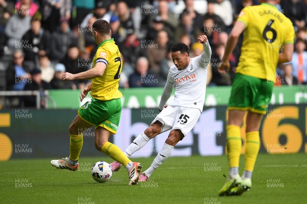 251025 - Swansea City v Norwich City - Sky Bet Championship - Ronald of Swansea City has a shot at goal