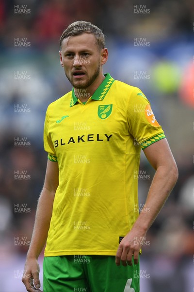 251025 - Swansea City v Norwich City - Sky Bet Championship - Harry Darling of Norwich