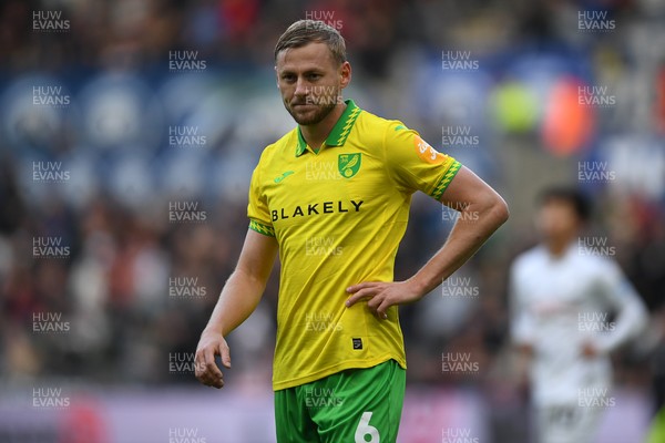 251025 - Swansea City v Norwich City - Sky Bet Championship - Harry Darling of Norwich