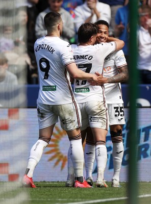 030525 - Swansea City v Oxford United - SkyBet Championship - Ronald of Swansea City celebrates scoring a goal with team mates
