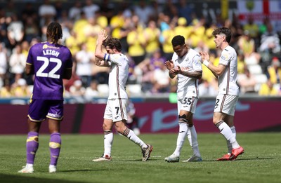 030525 - Swansea City v Oxford United - SkyBet Championship - Joe Allen of Swansea City leaves the field for a final time in the second half