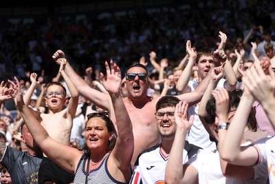 030525 - Swansea City v Oxford United - SkyBet Championship - Swansea fans in the sunshine
