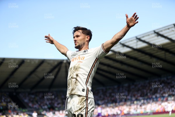 030525 - Swansea City v Oxford United - SkyBet Championship - Liam Cullen of Swansea City celebrates scoring a goal
