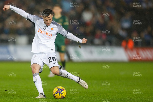 030224 - Swansea City v Plymouth Argyle - Sky Bet Championship - Liam Cullen of Swansea City