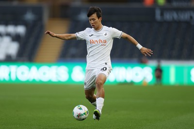 260825 - Swansea City v Plymouth Argyle - Carabao Cup - Eom Ji-Sung of Swansea City 