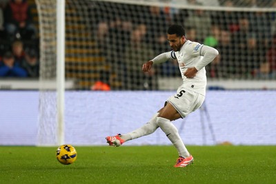 091225 - Swansea City v Portsmouth - Sky Bet Championship - Ben Cabango of Swansea City