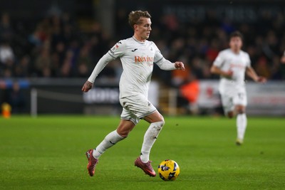 091225 - Swansea City v Portsmouth - Sky Bet Championship - Ethan Galbraith of Swansea City