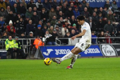 091225 - Swansea City v Portsmouth - Sky Bet Championship - Marko Stamenic of Swansea City shoots at goal