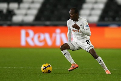 091225 - Swansea City v Portsmouth - Sky Bet Championship - Malick Yalcouyé of Swansea City
