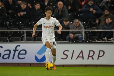 091225 - Swansea City v Portsmouth - Sky Bet Championship - Jisung Eom of Swansea City