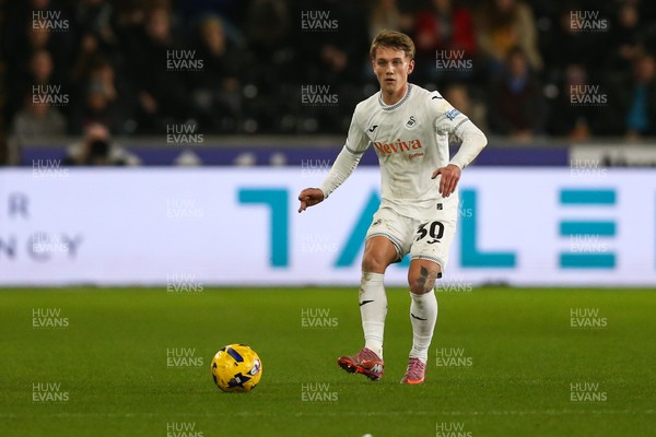 091225 - Swansea City v Portsmouth - Sky Bet Championship - Ethan Galbraith of Swansea City