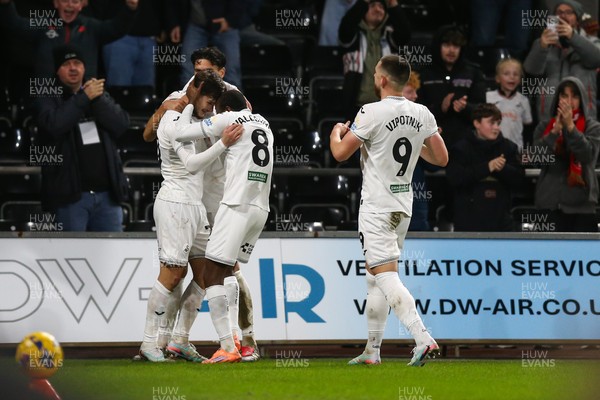 091225 - Swansea City v Portsmouth - Sky Bet Championship - Liam Cullen of Swansea City celebrates after scoring a goal