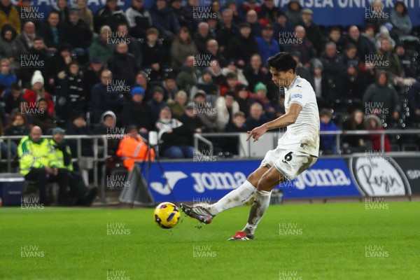 091225 - Swansea City v Portsmouth - Sky Bet Championship - Marko Stamenic of Swansea City shoots at goal