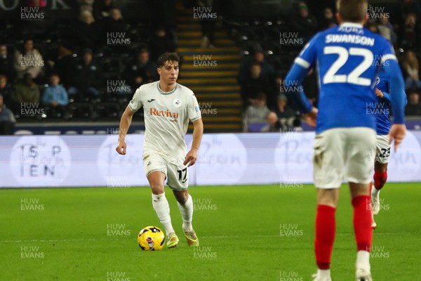 091225 - Swansea City v Portsmouth - Sky Bet Championship - Goncalo Franco of Swansea City