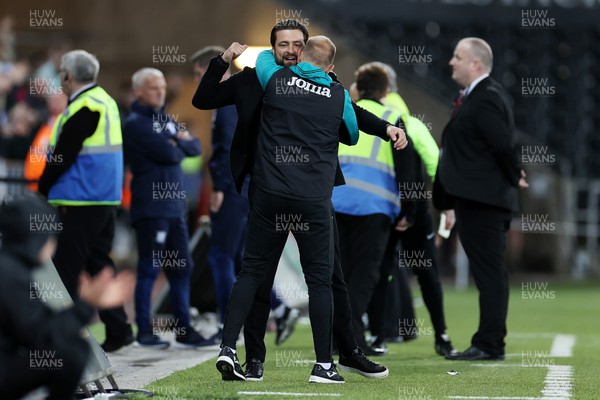 190423 - Swansea City v Preston North End - SkyBet Championship - Swansea City Manager Russell Martin celebrates after the fourth goal