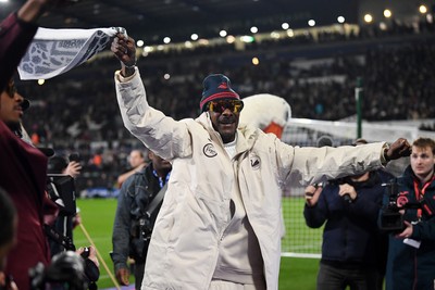 240226 - Swansea City v Preston North End - Sky Bet Championship - Snoop Dogg walks around the pitch before the game