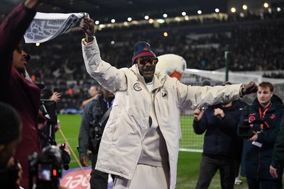 240226 - Swansea City v Preston North End - Sky Bet Championship - Snoop Dogg walks around the pitch before the game