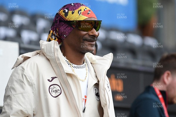 240226 - Swansea City v Preston North End - Sky Bet Championship - Picture shows Swansea City Majority Shareholder Snoop Dogg on his visit to the SwanseaCom Stadium being taken on a tour of the pitch