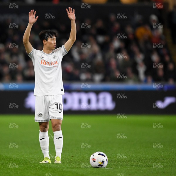 240226 - Swansea City v Preston North End - Sky Bet Championship - Eom Ji-Sung of Swansea City