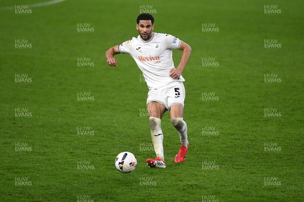 240226 - Swansea City v Preston North End - Sky Bet Championship - Ben Cabango of Swansea City