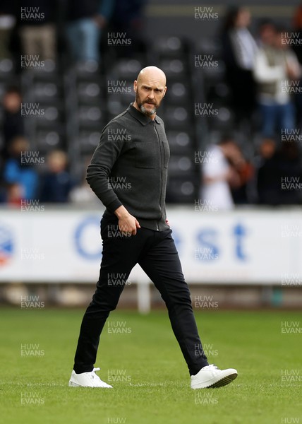 010424 - Swansea City v Queens Park Rangers - SkyBet Championship - Dejected Swansea City Manager Luke Williams at full time