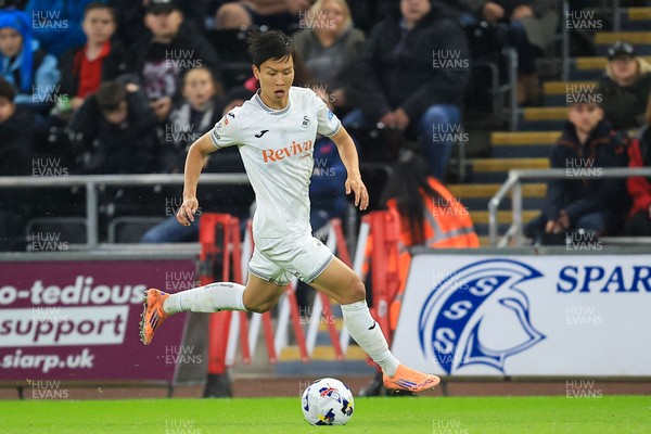 221025 - Swansea City v Queens Park Rangers - Sky Bet Championship - Eom Ji-Sung of Swansea City